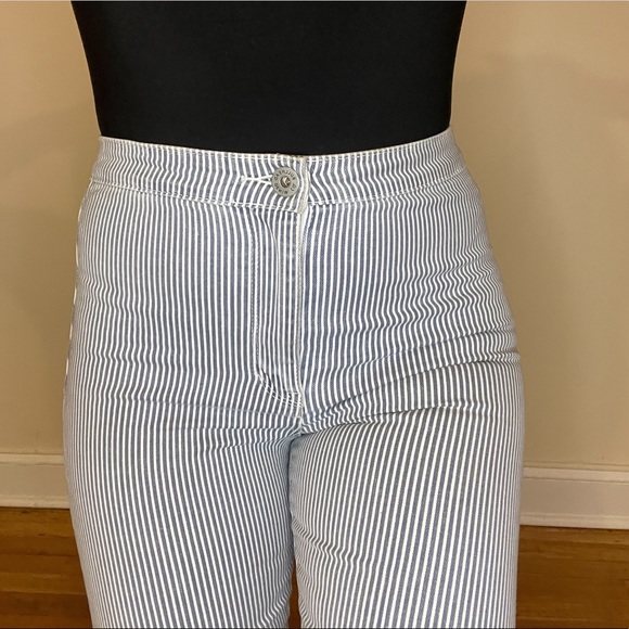 High Rise Pin-Stripped Jeans - Picture 7 of 8
